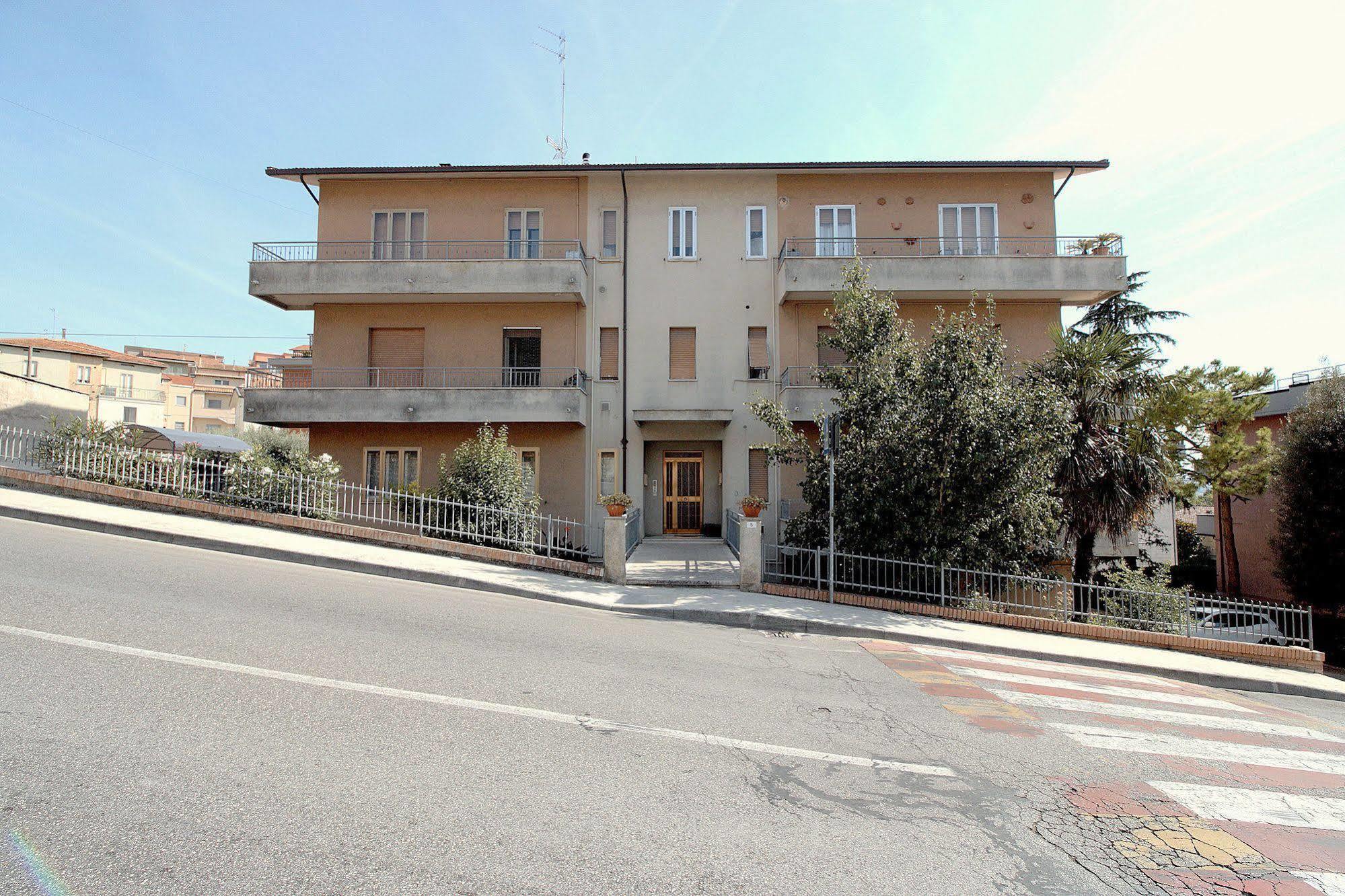 Appartamento Montessori Castelfidardo Exteriör bild
